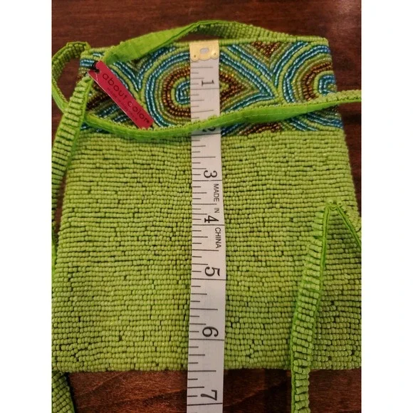 About Color‎ beaded purse. Mint condition Shoulder strap Small Green - Picture 6 of 7
